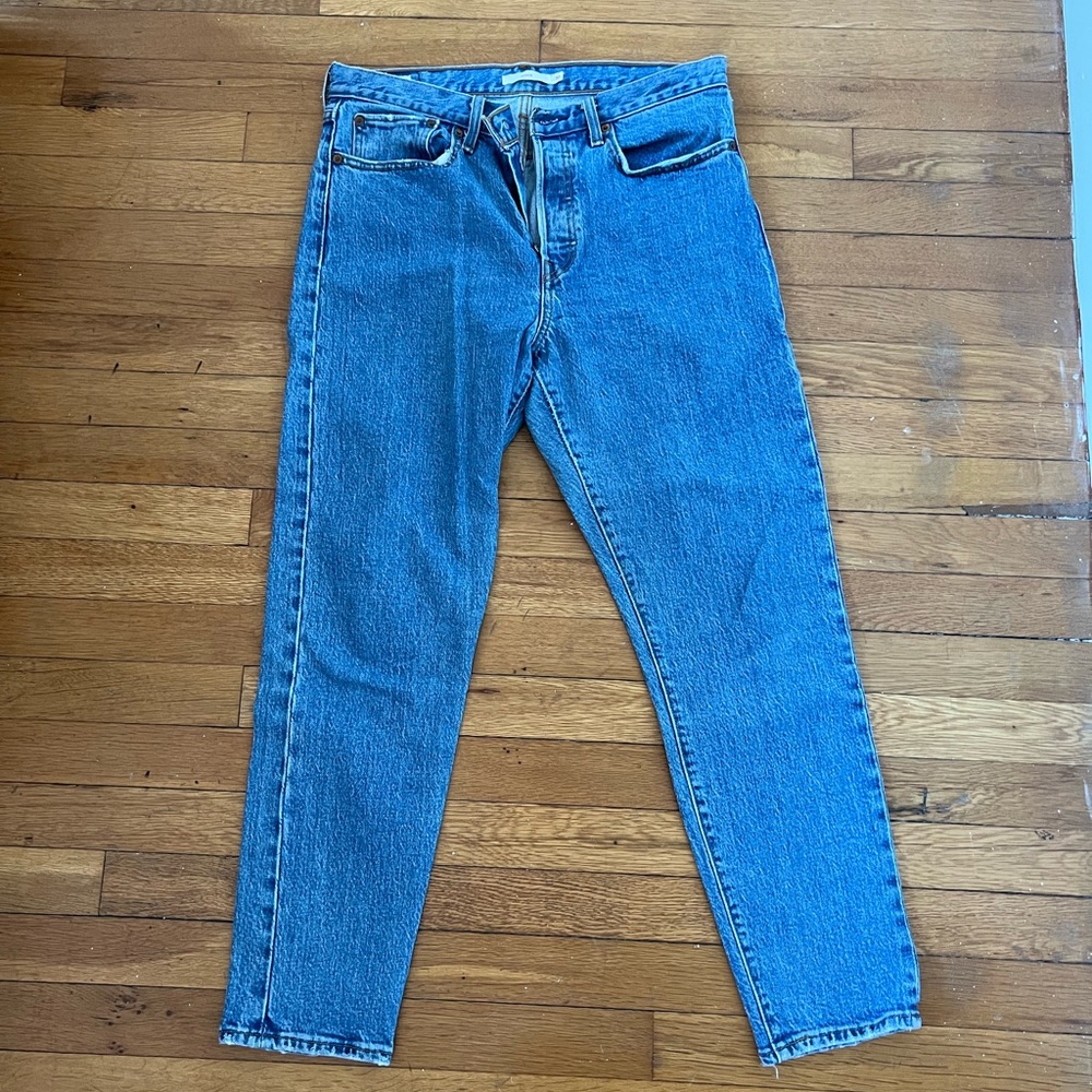 Levis wedgie jeans